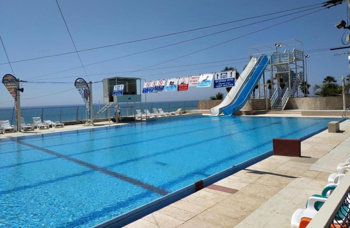 Almog Tower Haifa Exterior foto